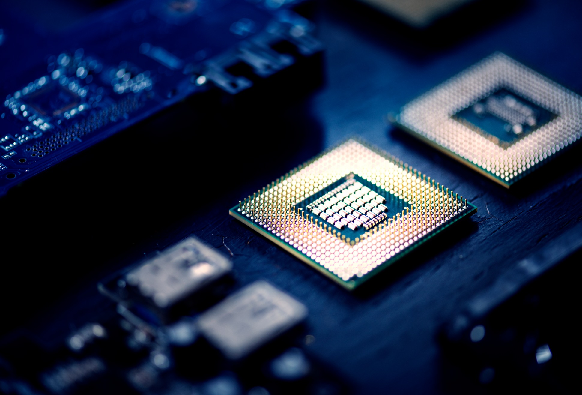 Co-Packaged Optics (CPO): The Next Frontier in Data Center Interconnects